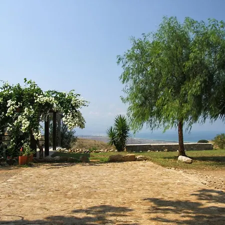 Готель Masseria Del Piano Чефалу