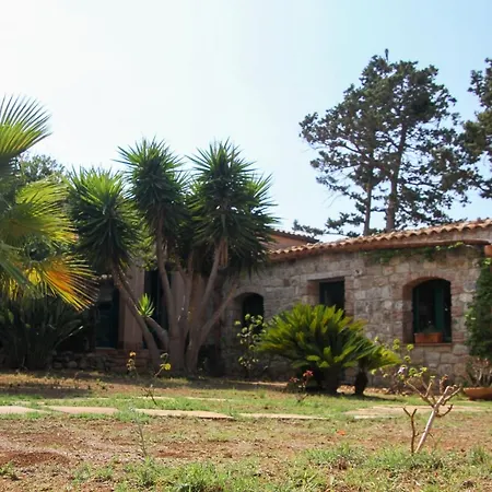 Masseria Del Piano Чефалу