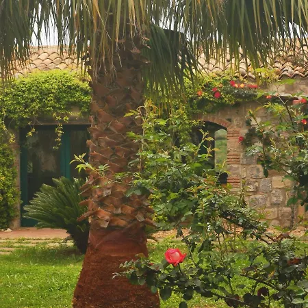 Masseria Del Piano Готель